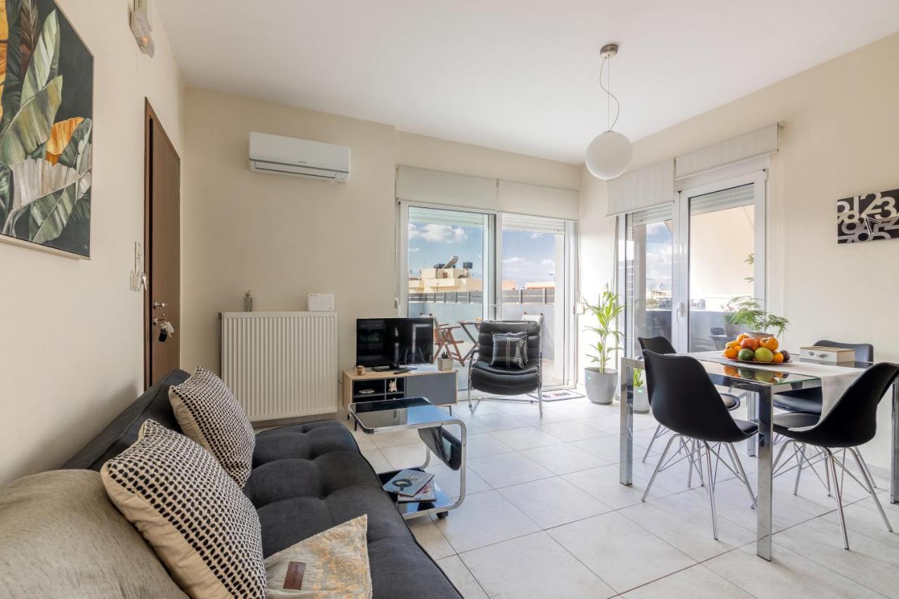 Bright & Modern Apt With View Iraklio Exterior foto