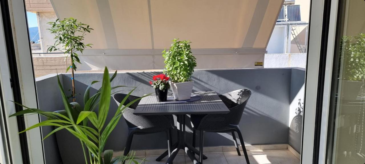 Bright & Modern Apt With View Iraklio Exterior foto