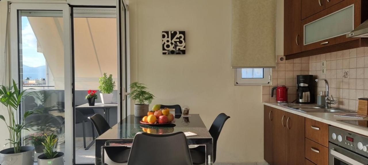 Bright & Modern Apt With View Iraklio Exterior foto
